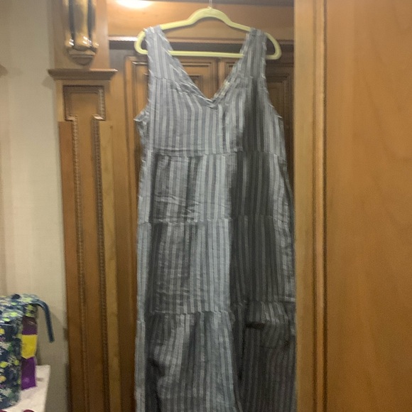 Dresses & Skirts - NWOT Marine Layer Corinne Maxi Dress in Black and White Stripe V-Neck Size Large